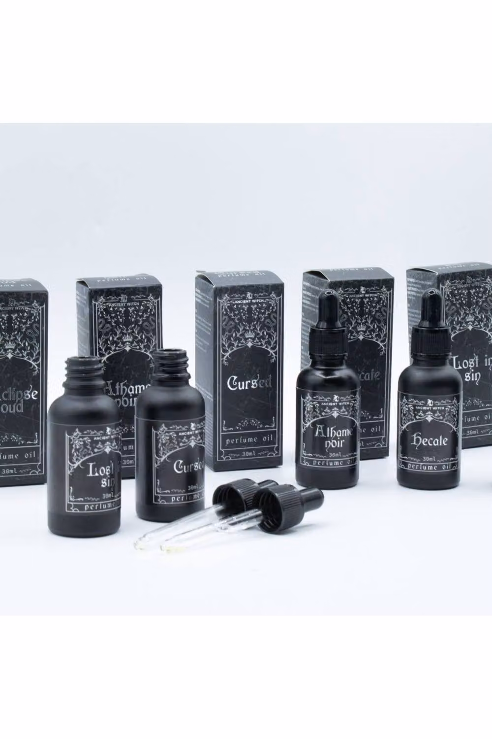 KDMD Athame Noir Ancient Witch Perfume Oil in Black – 4