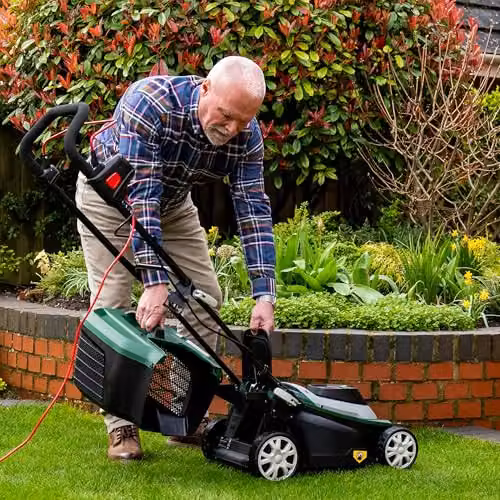 Webb Supreme WEER33RR Electric Rotary Lawnmower with Rear Roller, 33cm Cutting Width, 1200W Motor and 30L Collection Bag, Green – 4