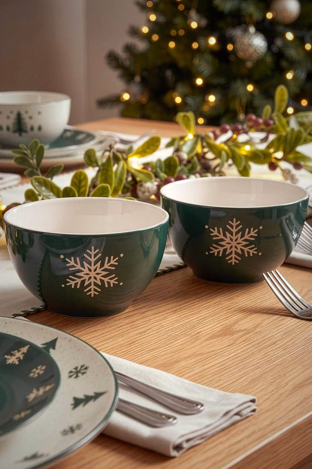 Dibor Snowflake Stoneware Christmas Dinnerware Bowls, Set of 2, Green, Diameter: 14.2 cm – 3
