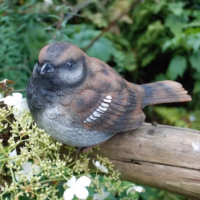 Farmwood Large Fat Sparrow Bird Garden Ornament Outdoor Animal Statue in Brown
