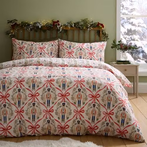 Catherine Lansfield Christmas Nutcracker Bows Reversible Duvet Cover and Pillowcase Set in Natural Beige, W/D/H: 200 x 200 cm – 1