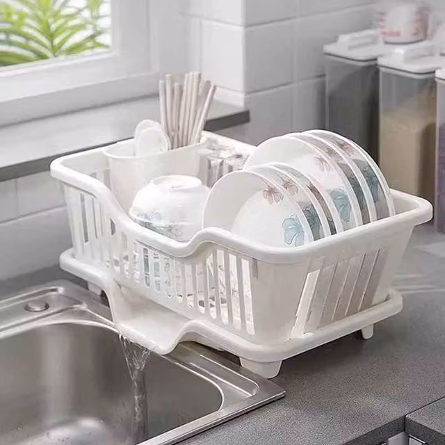White Rectangular Plastic Kitchen Drain Rack with Drip Tray