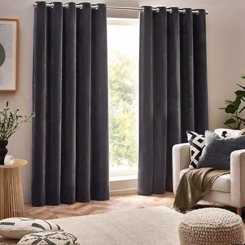 Riva Home Grey Chenille Velvet Eyelet Curtains, W/H: 117 x 137 cm – 2
