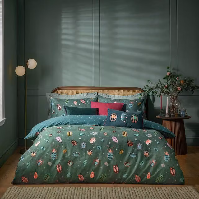 Make it a Home Reversible Animal and Star Print Duvet Cover Set, Multicolour and Green, 90 x 200 cm
