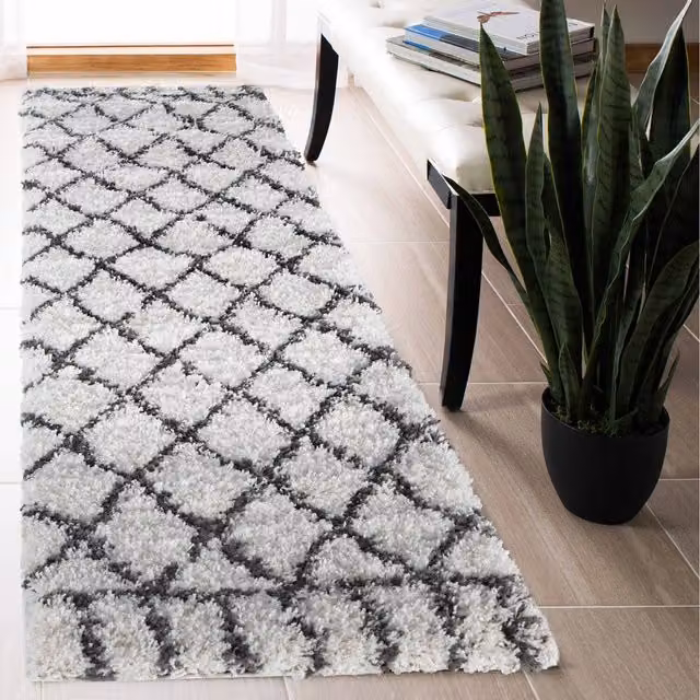Desire Rugs Moroccan Berber Boho Shaggy Runner with Diamond Design in Beige and White, W/D/H: 60 x 220 cm