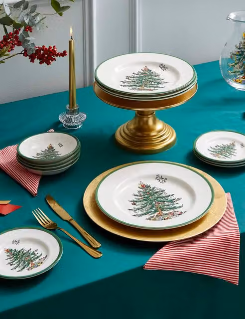 Spode 12 Piece Christmas Tree Floral Ceramic Dinner Service Set in Multicolour and White
