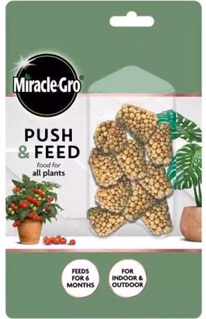 Miracle-Gro Slow Release Push And Feed Plant Food Sticks, Green