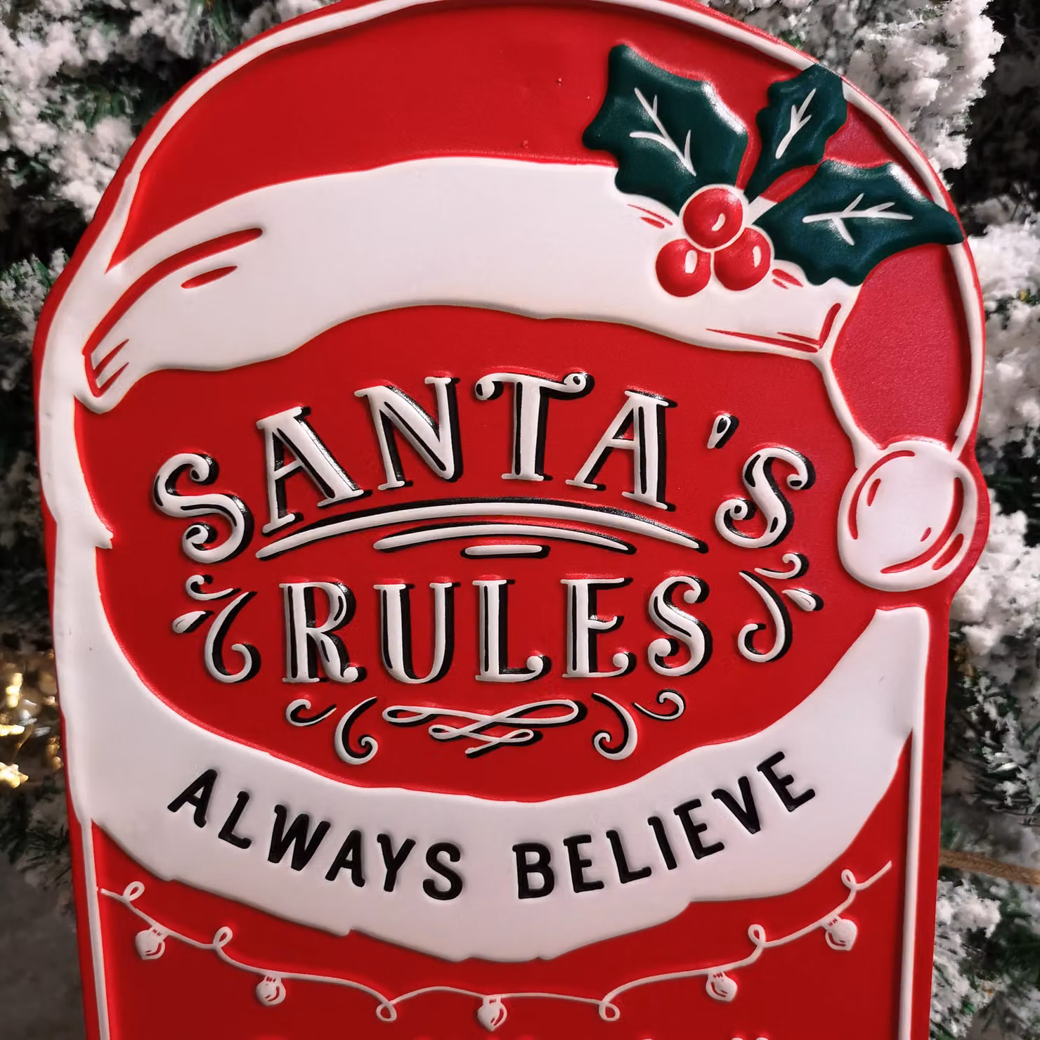 Samuel Alexander Red Metal Santa's Rules Hanging Christmas Sign, H 68 cm x W 25 cm x D 1 cm – 3
