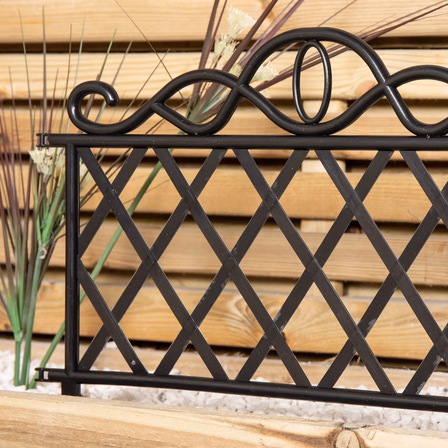 Samuel Alexander Pack of 12 Black Plastic Garden Border Fence Edging with Lattice Design, H: 27 cm x W: 47 cm – 4