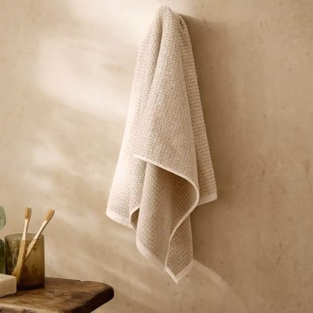 Yard Hebden Waffle Pique 100% Cotton Towel in Beige, W/L: 100 x 180 cm – 1