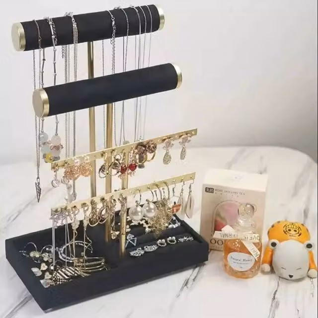 Kelvenix 3-Tier Bracelet and Necklace Display Stand Organizer in Black and Gold Multicolour