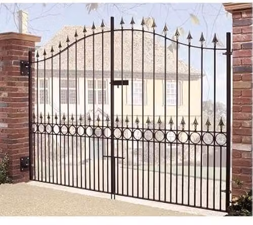 Burbage Iron Craft Balmoral Spear Top Tall Bow Top Double Gate in Black, W: 213.4 cm, H: 208.2 cm