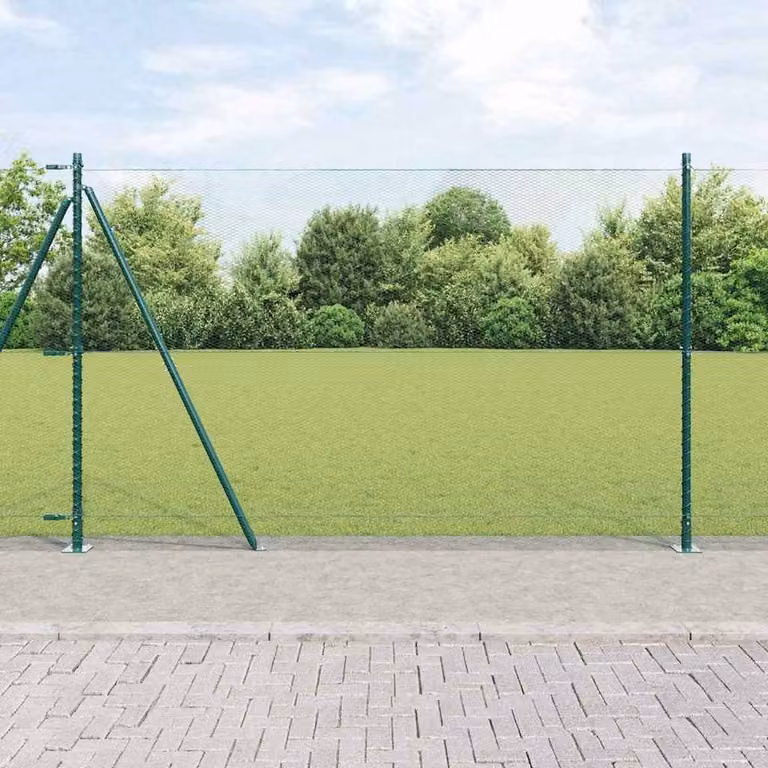 Berkfield Home Green Powder-Coated Steel Hexagon Fence, H: 1.5 m x W: 10 m
