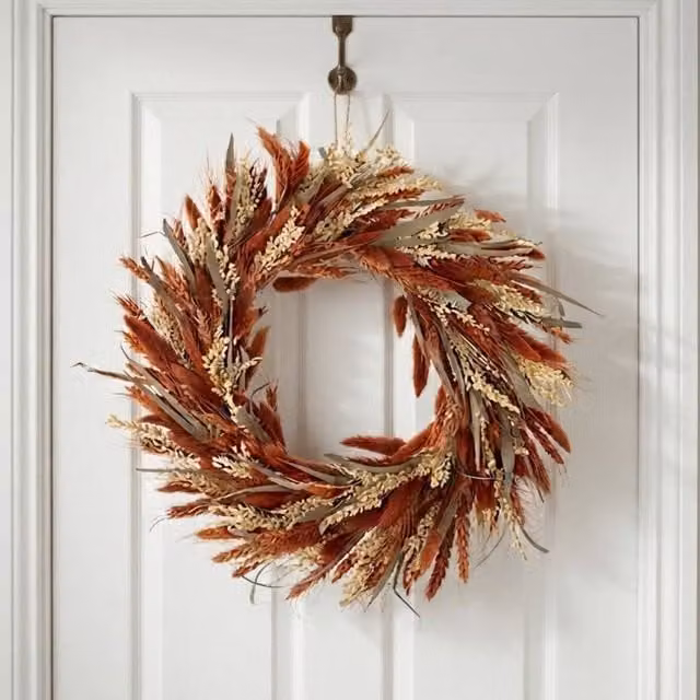 Garden Greatness Autumnal Dried Auburn Wheat Grass Wreath in Brown and Multicolour, Diameter: 38 cm