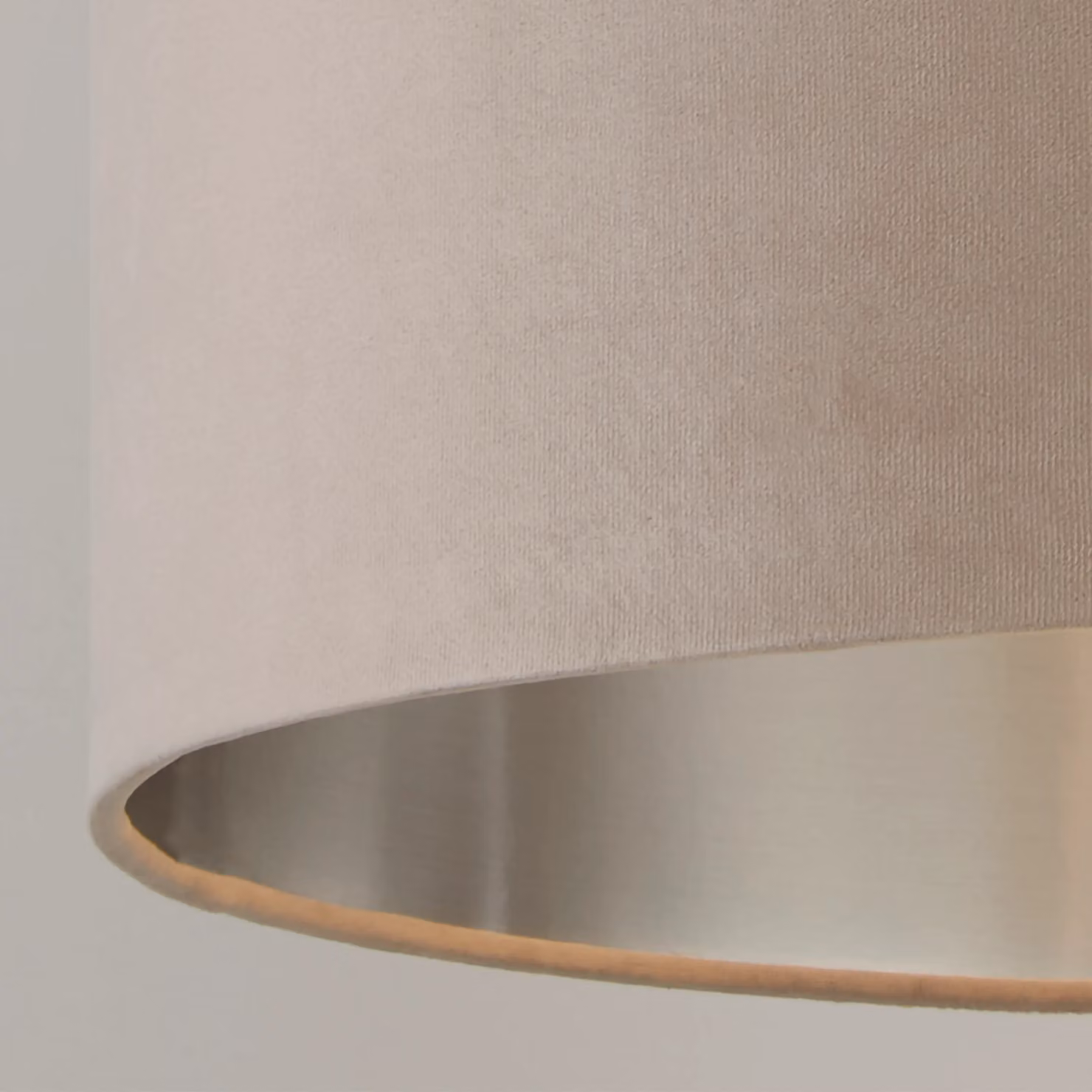 Lighting Collection Taupe Velvet Drum Lamp Shade with Silver Inner, Diameter: 45 cm – 2