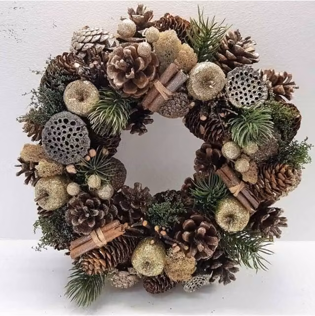 KDMD Golden Fruits Glitter Christmas Wreath in Gold