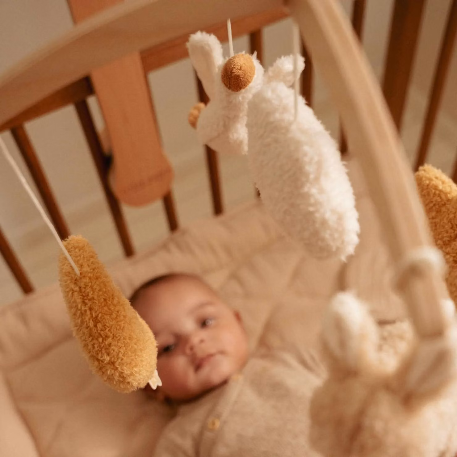Little Dutch Wooden Musical Cot Mobile Newborn Naturals with Moon, Stars and Clouds – 1