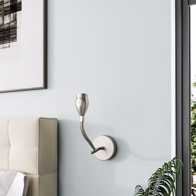 Livingandhome Adjustable LED Wall Mount Reading Lamp in Silver