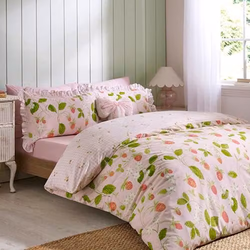 Catherine Lansfield Strawberry Frills Gingham Reversible Double Duvet Cover and Pillowcase Set in Pink, W/D/H: 200 x 200 cm
