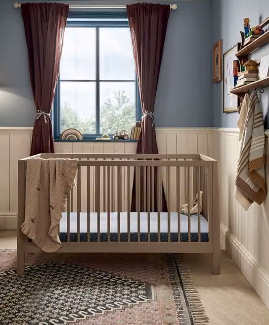 Mamas & Papas Arbor Cotbed in Brown Solid Wood