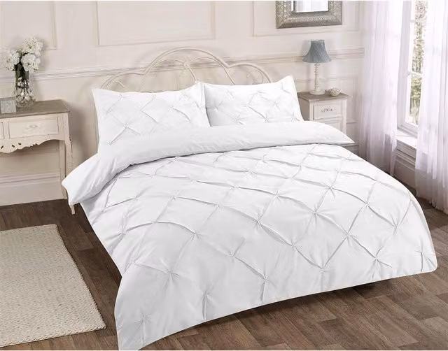Homespace Direct White Pintuck Pleated Duvet Cover and Pillowcase Set, W: 200 x D: 220 cm, Pillowcase: 50 x 75 cm