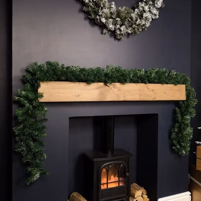 Premier Decorations Ltd Plain Green Christmas Foliage Garland