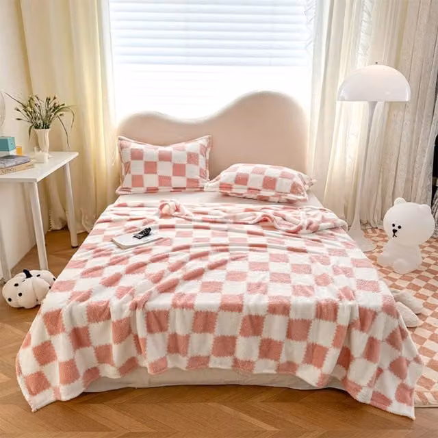 Livingandhome Reversible Checked Throw Blanket in Pink and White, W: 230 cm, D: 200 cm
