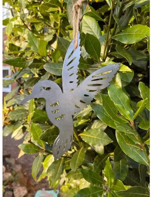 Poppyforge Hanging Hummingbird Metal Garden Art, Pack of 3, Silver and Black, W: 22 cm, H: 15 cm – 1