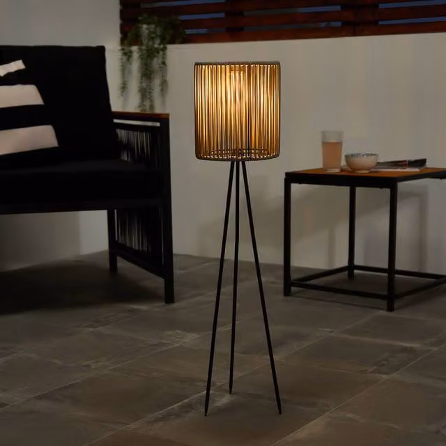 OHS Rattan Solar Floor Lamp in Grey with Dusk Sensor for Outdoor Garden and Patio
