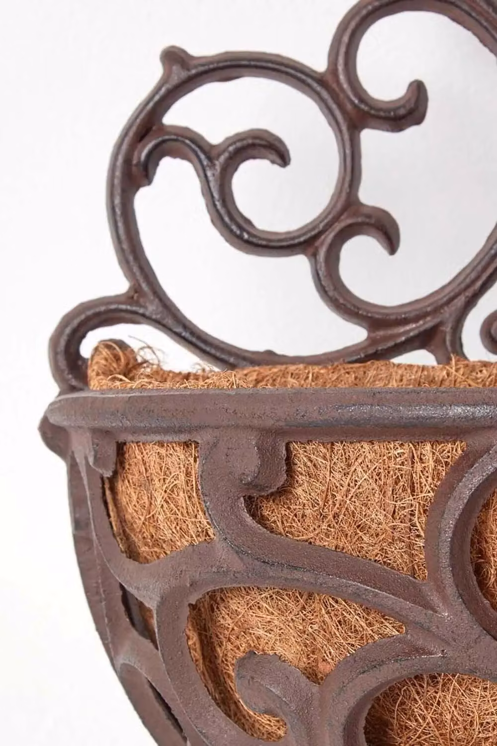 Homescapes Cast Iron Hayrack Wall Mounted Hanging Basket Planter in Brown – 2