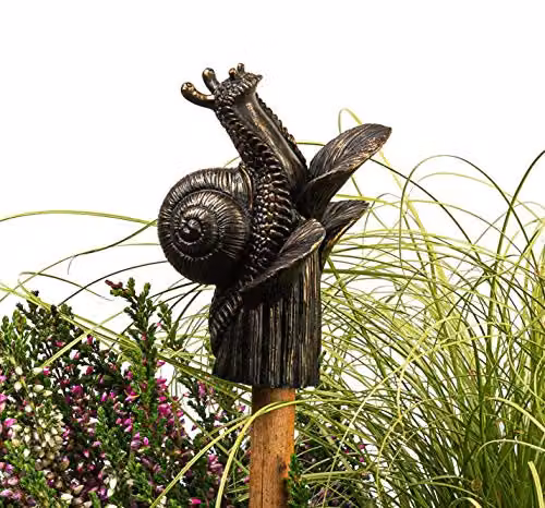 Jardinopia Snail On Hosta Cane or Stake Topper in Bronze, W6 x D5 x H8.5 cm – 4