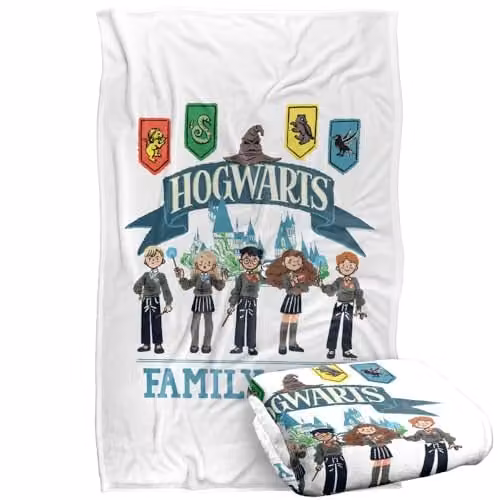 Warner Bros. Harry Potter Hogwarts Family Trip Super Soft Fleece Throw Blanket, Multicolour, W: 91.44 cm x L: 147 cm