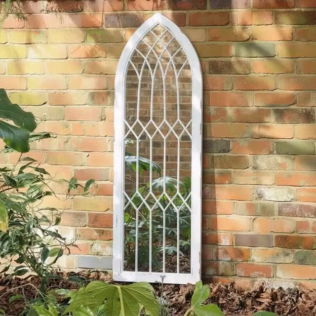 Melody Maison Arched White Distressed Chapel Fretwork Garden Wall Mirror W: 47 cm, H: 142 cm – 1