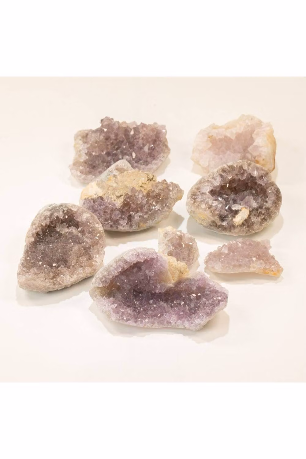 KDMD Assorted Purple Amethyst Geodes, 1kg Pack of 4-6 Opened Crystal Stones – 2