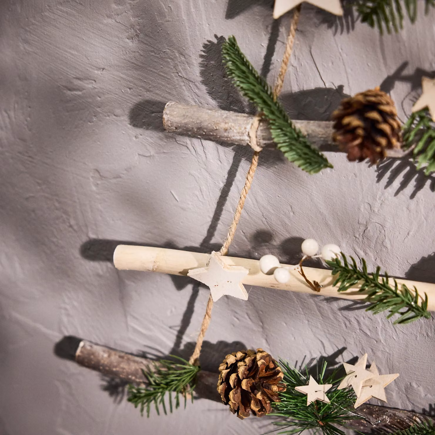 Dibor White Hanging Shooting Star Christmas Tree Ladder, Height: 70 cm – 4