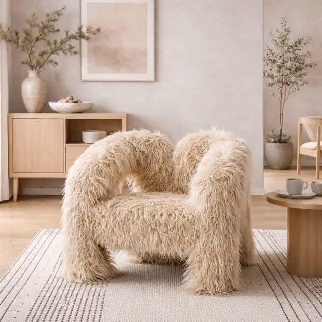 Wyld Haus Frida Ivory Faux Fur Armchair – 1