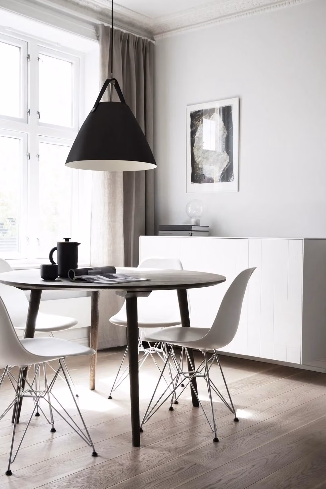 Nordlux Strap Industrial Pendant Light in Black Metal with E27 Socket, Diameter: 36 cm – 3