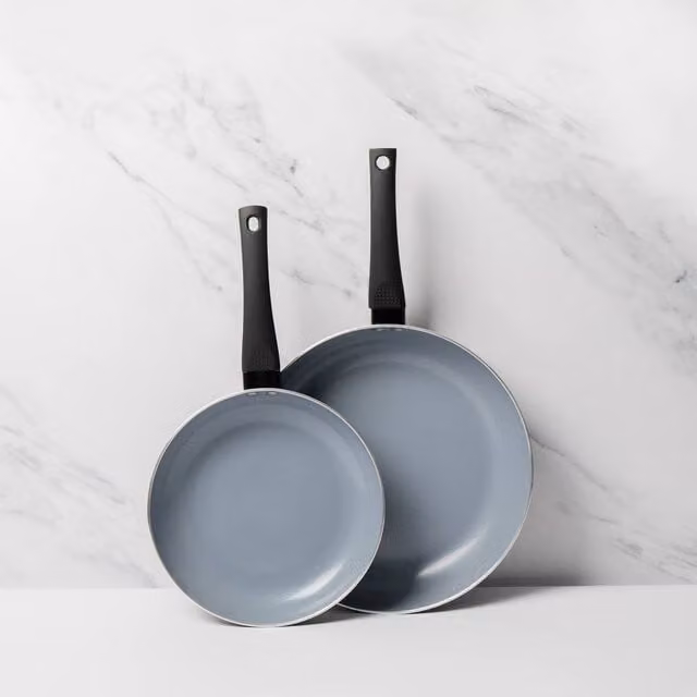 MasterClass Set of 2 Non-Stick Black Aluminium and Ceramic Frying Pans