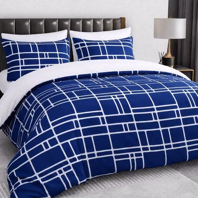 Pamposh Reversible Blue and White Microfibre Breathable Duvet Cover and Pillowcase Set, Super King, 200 x 200 cm