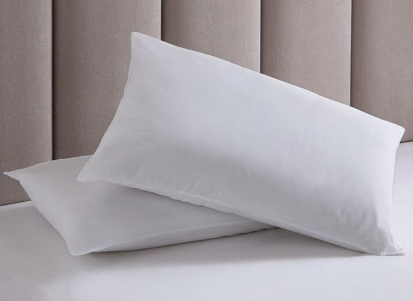 Silentnight So Cotton Fresh Microfibre Pillows, 4-Pack, White, Breathable and Allergy Friendly