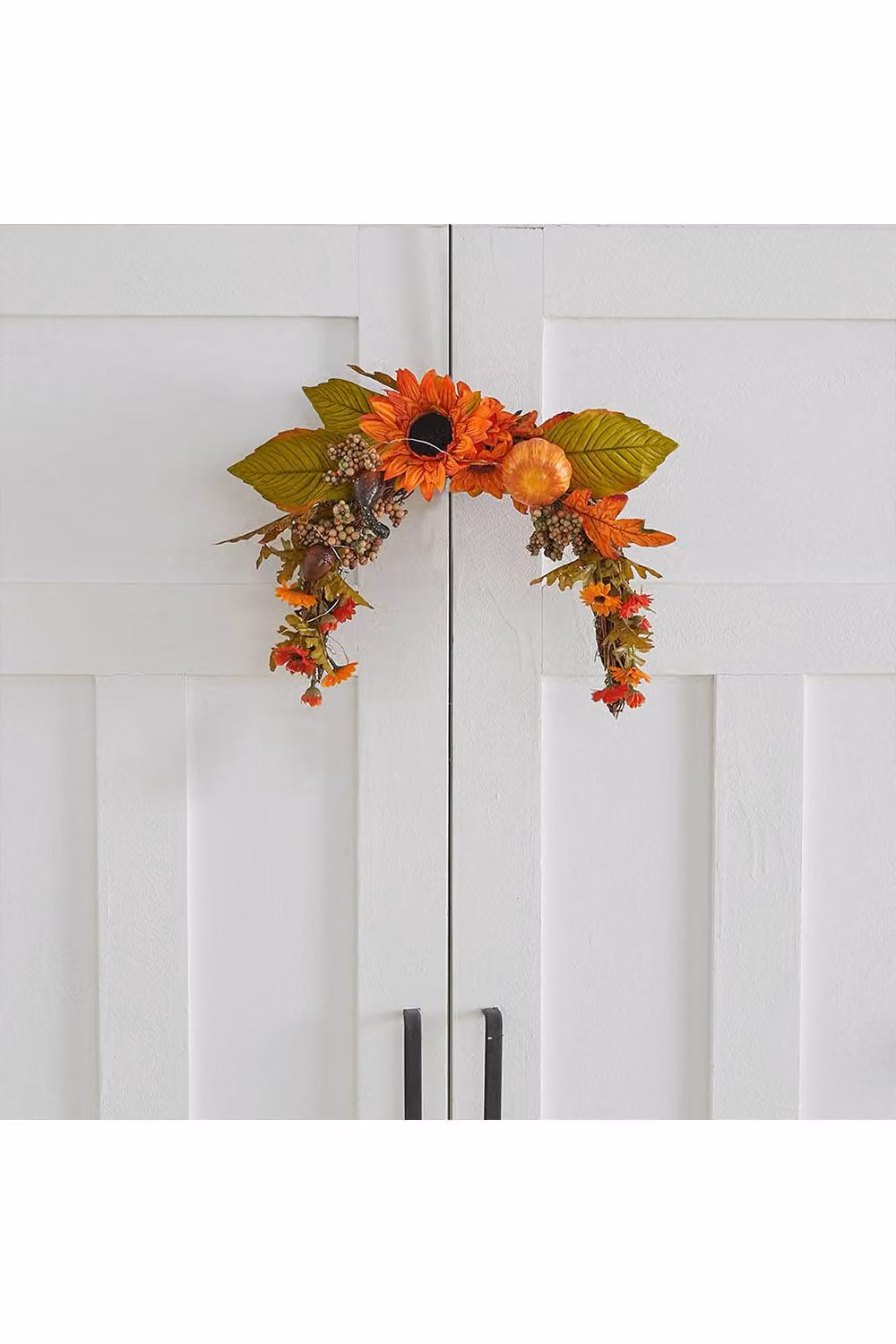 H&O Direct Artificial Sunflower Swag Wreath with Pumpkins for Halloween Hanging Decor, Orange – 3