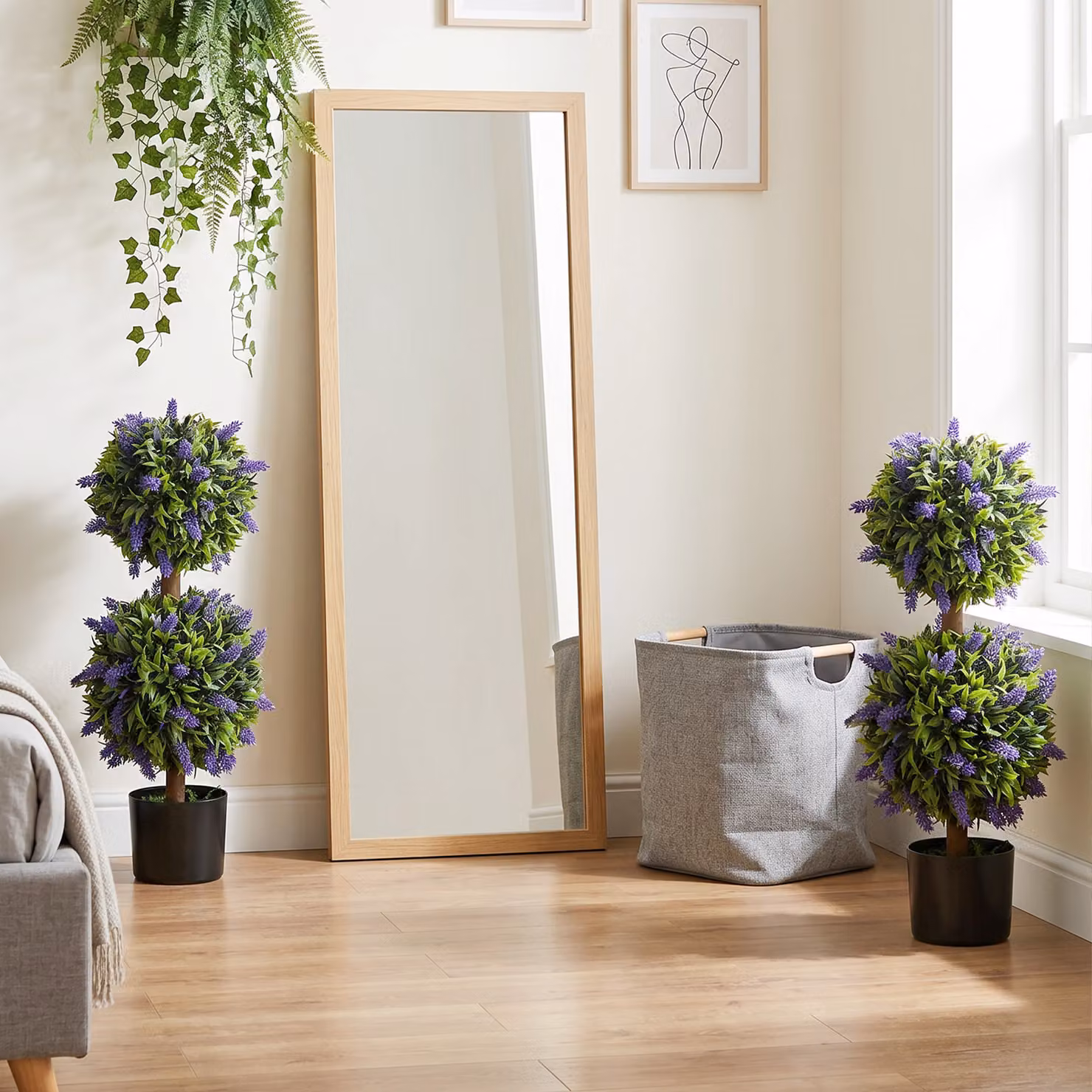 HOMCOM Set of 2 Purple and Green Artificial Lavender Flower Ball Trees with Concrete Pots, Height: 70 cm – 4