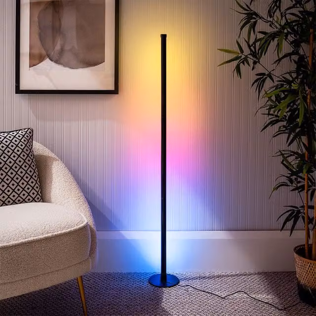 ValueLights RGBIC Smart LED Floor Lamp in Black with WiFi App, Voice Control and Remote Control, H 121 cm x W 15 cm