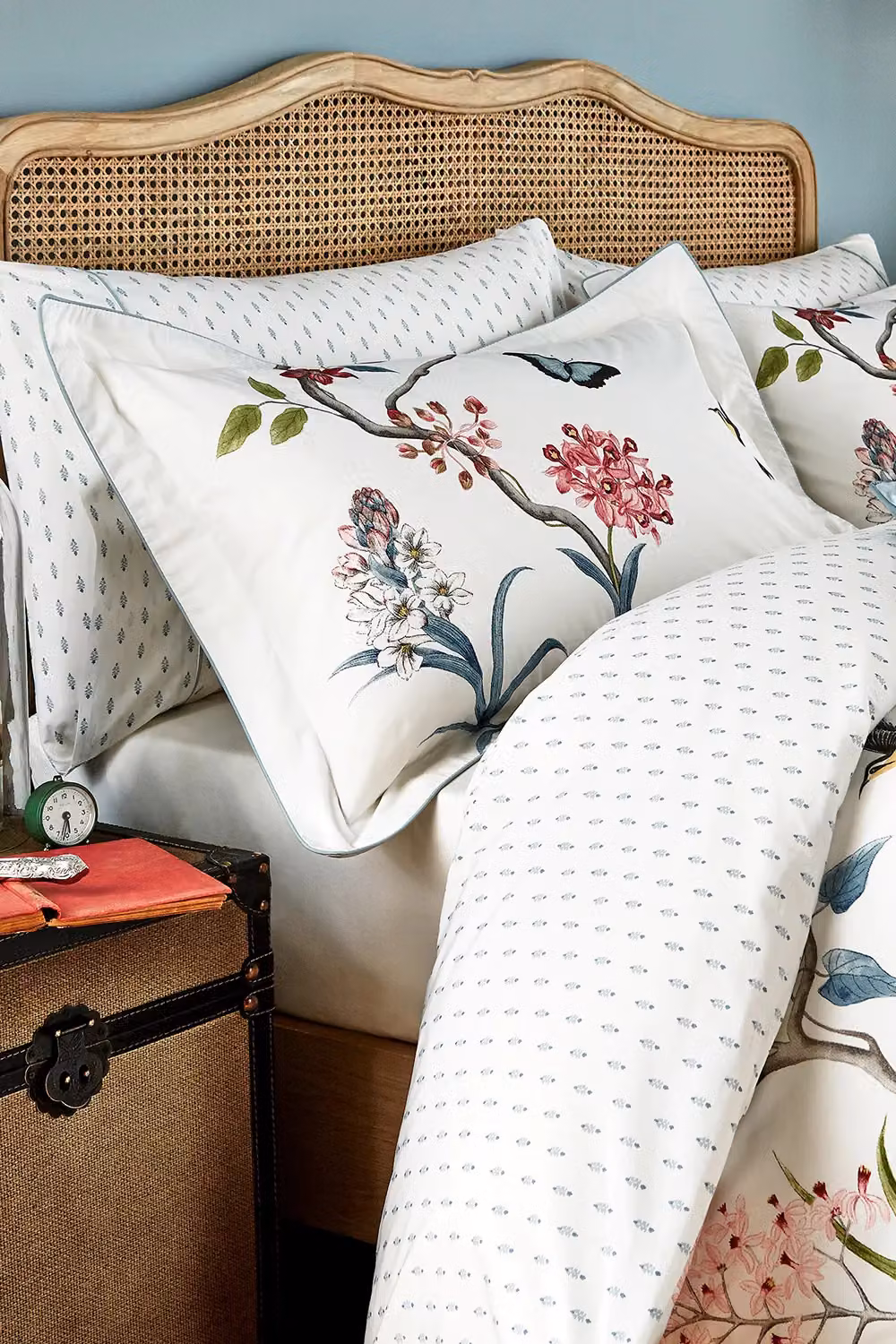 Sanderson Clementine Floral Cotton Percale Duvet Cover and Pillowcase Set in Blue and Pink, W: 180 cm, H: 200 cm – 2
