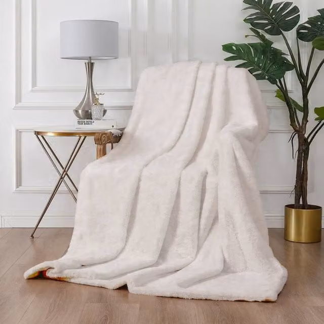 Rapport Home Shadow Faux Fur Blanket Throw in White, W: 150 cm, D: 200 cm