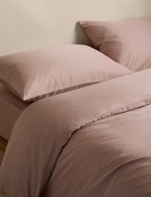 M&S Egyptian Cotton 400 Thread Count Mako Satin Bedding Set with Duvet Cover and Pillowcases, Pink, 200 x 200 cm