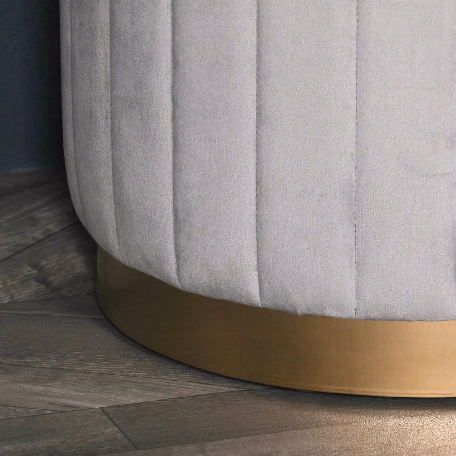 Glasstone Grey Velvet Round Stool, Diameter: 35 cm, Height: 45 cm – 2