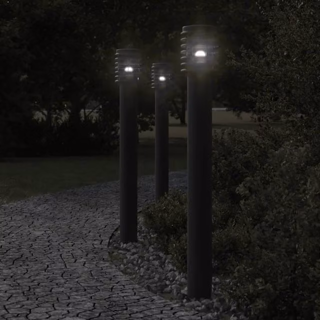 Berkfield Home Set of 3 Black Stainless Steel Outdoor Floor Lamps with Outlet, Height: 110 cm