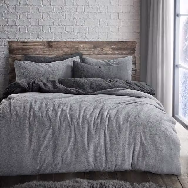 VELOSSO Reversible Hygge Soft Cosy Thermal Fleece Duvet Set and Pillowcases in Anthracite, Silver and Grey, W: 140 cm, L: 200 cm