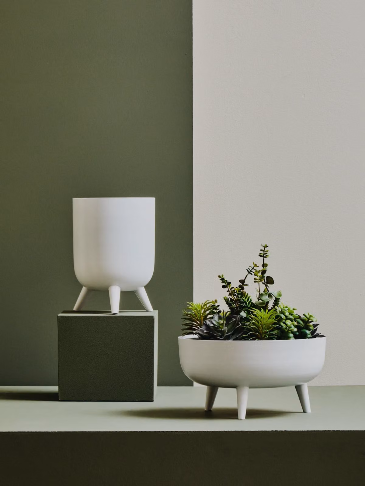 Orsina Elegant White Metal Planter, W: 30 cm, D: 30 cm, H: 15.5 cm – 3